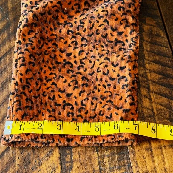 NEW Levi's Corduroy Wedgie Straight Animal Print Pant 28x28 - Picture 14 of 16